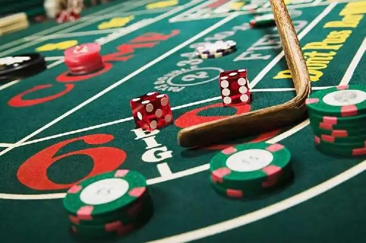 Người dùng Việt Nam truy cập azbet88 trên điện thoại di động